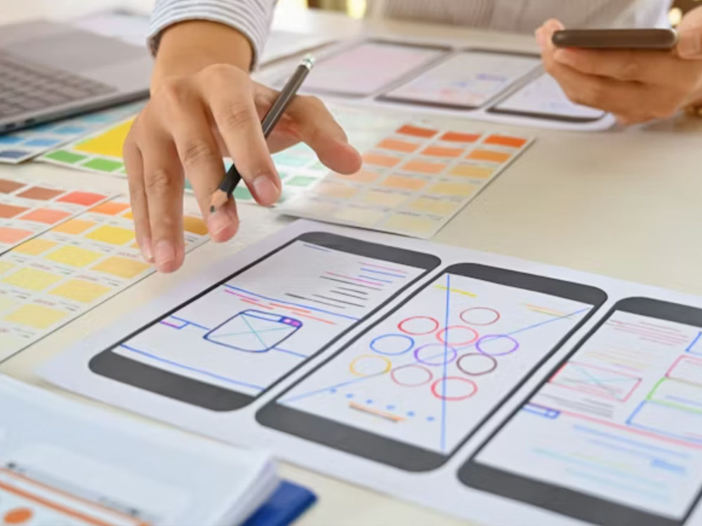 构建卓越用户体验：APP UI/UX设计的核心原则